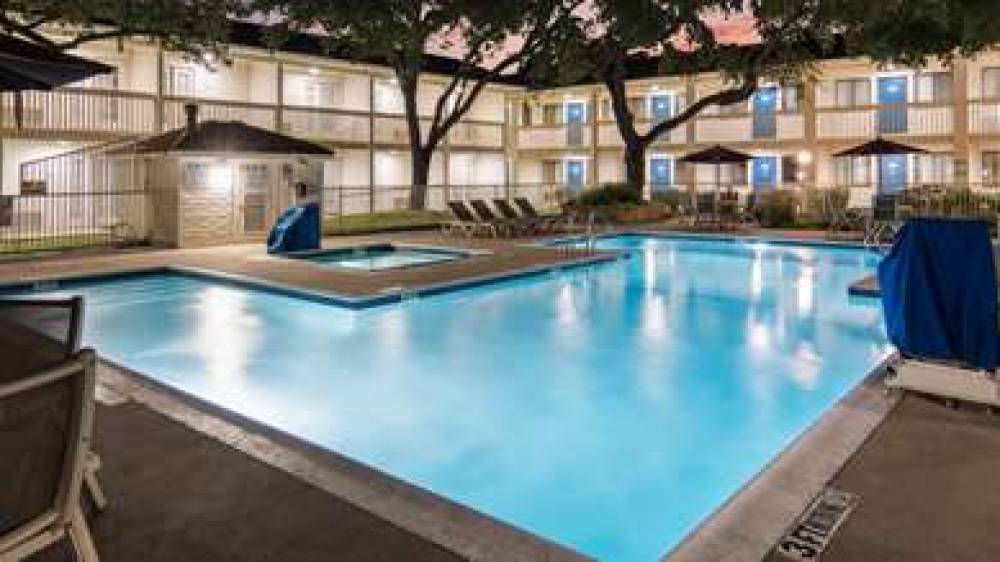 MOTEL 6 DALLAS - ADDISON 9