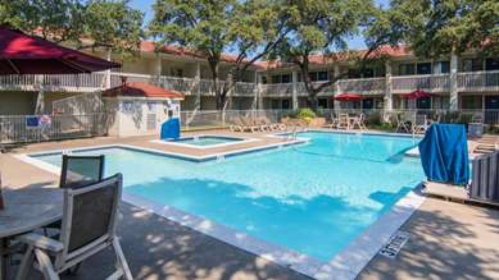 MOTEL 6 DALLAS - ADDISON 1