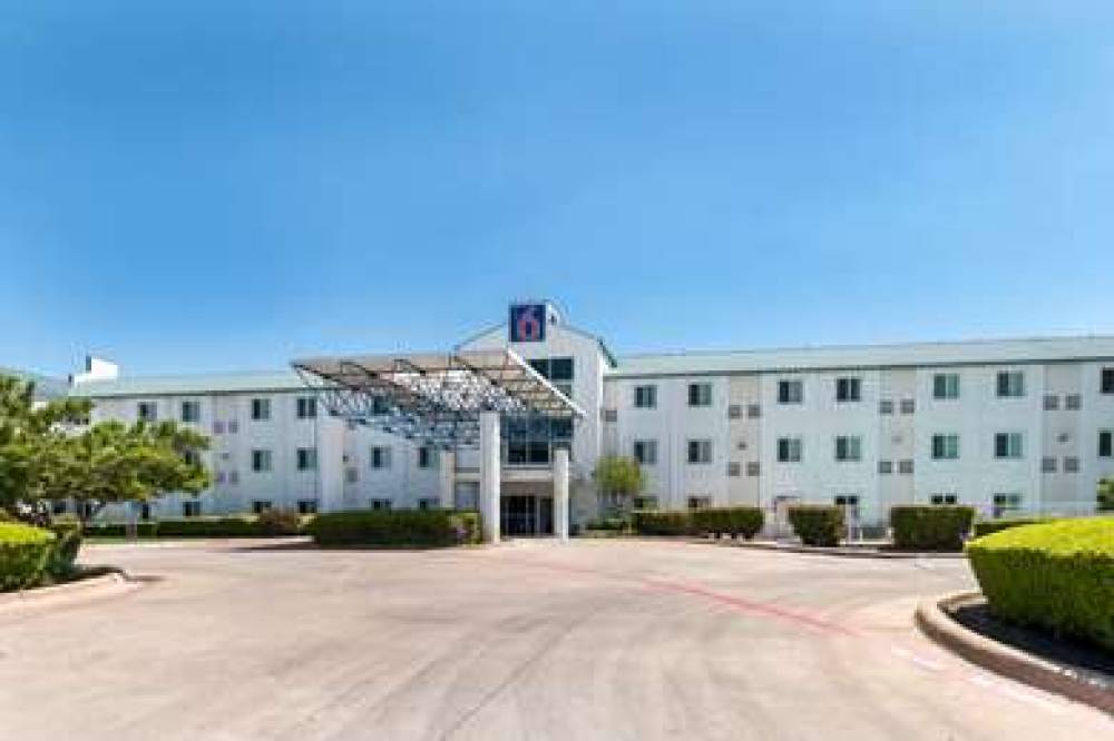 Motel 6 Dallas Fort Worth Airport North 2