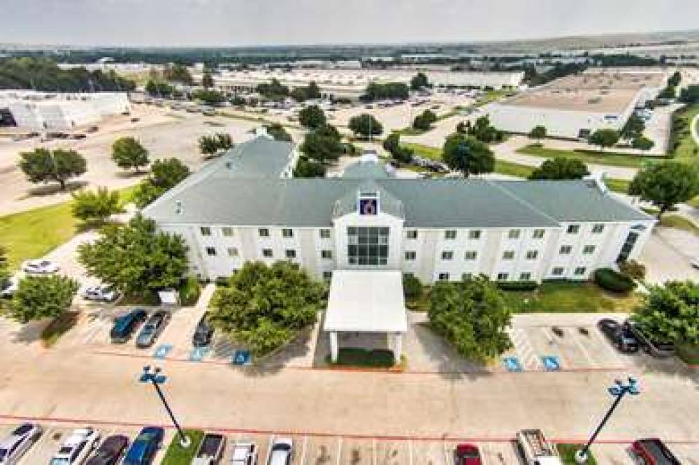 Motel 6 Dallas Lewisville 2