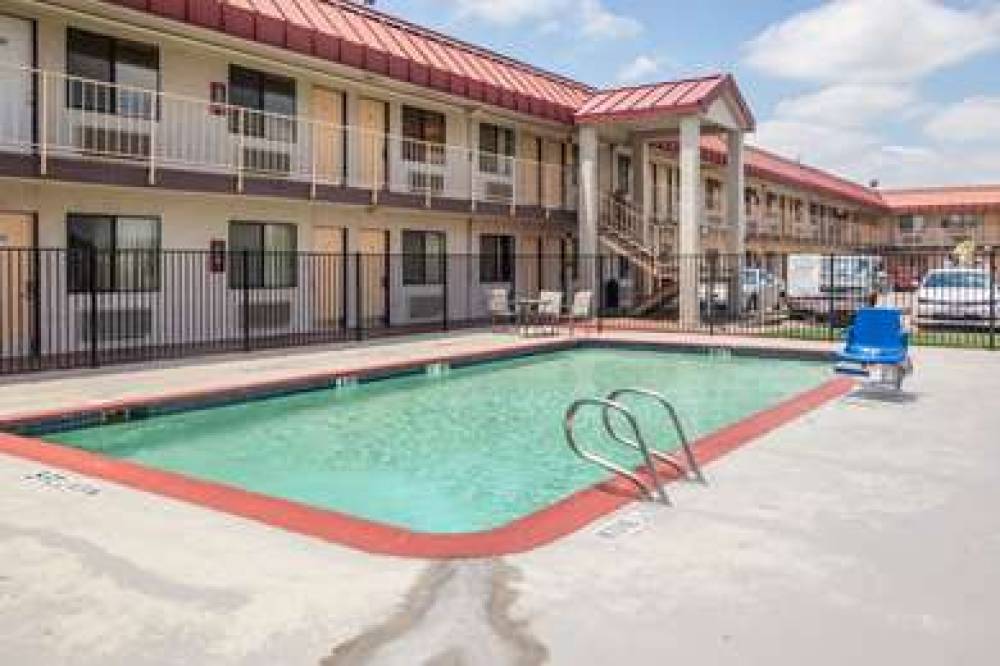 MOTEL 6 DALLAS - MESQUITE 9