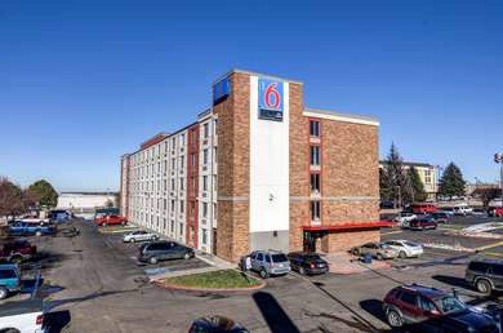 MOTEL 6 DENVER SOUTH-SO TECH CENTER 3