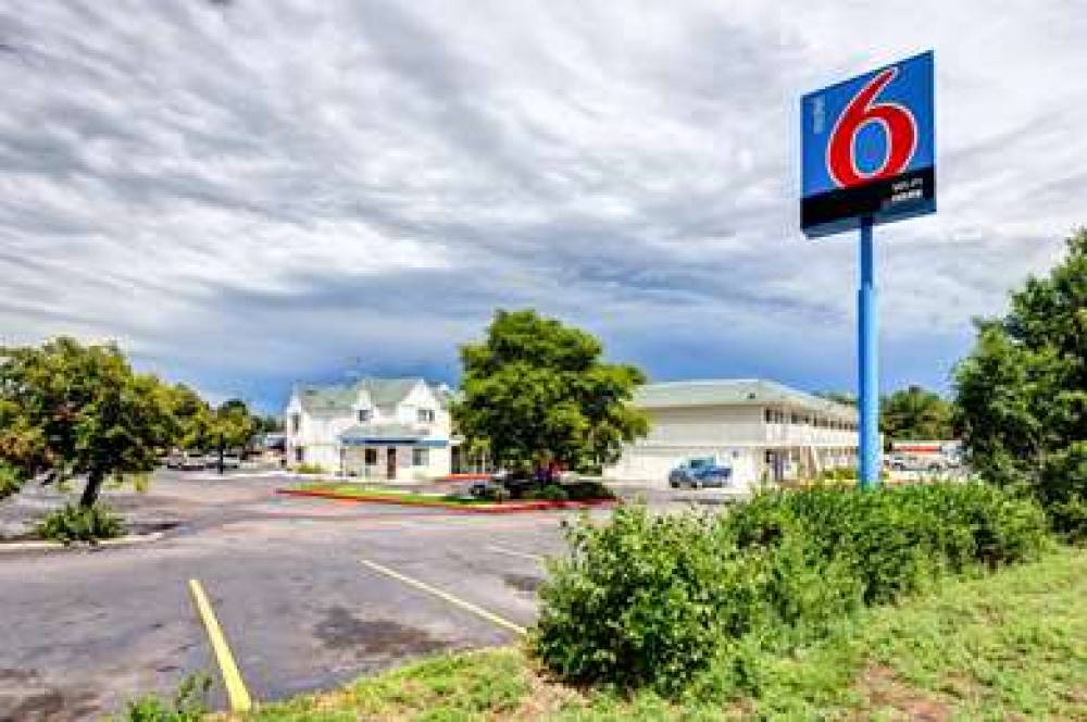 MOTEL 6 DENVER WEST WHEAT RIDGE 1