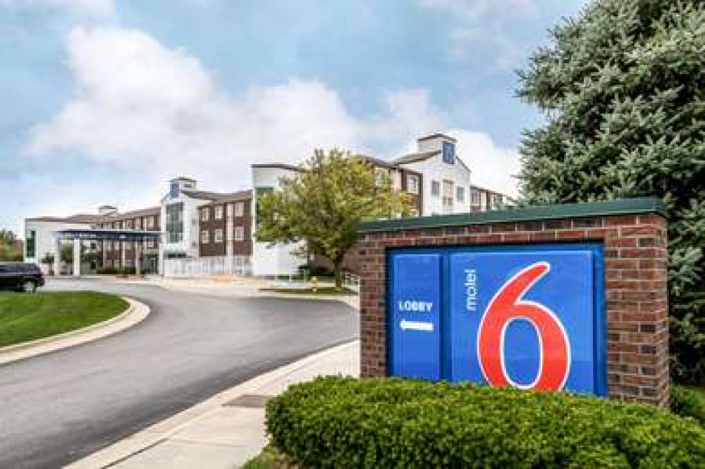 Motel 6 Des Moines West 1