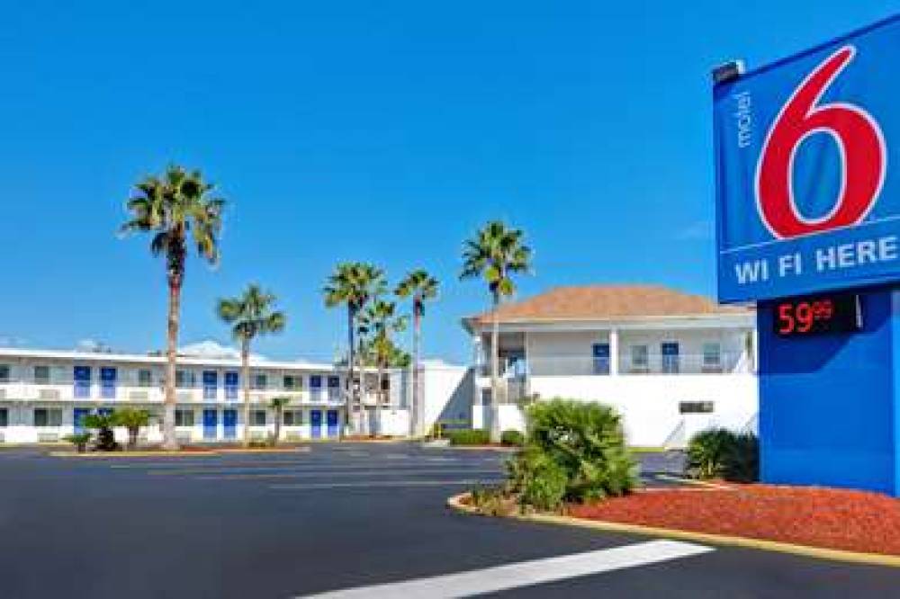 Motel 6 Destin FL 3