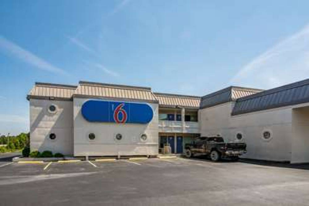 Motel 6 Durham