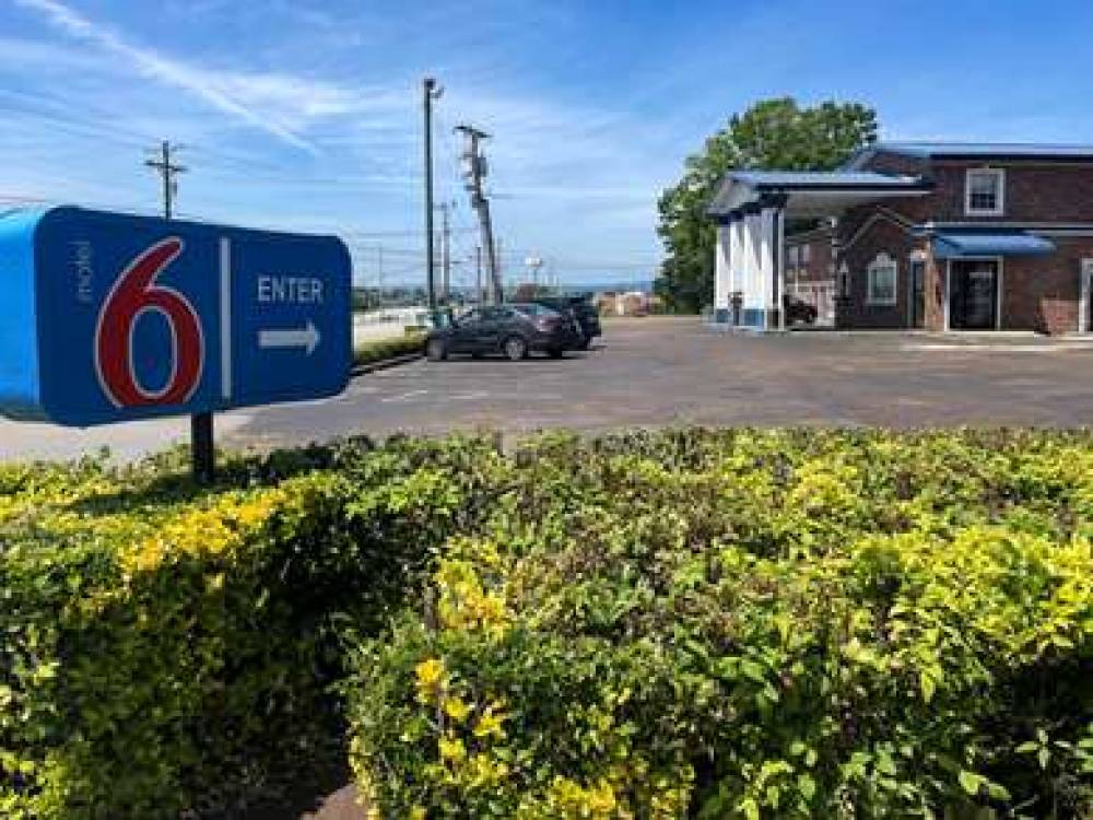 Motel 6 East Ridge TN 1