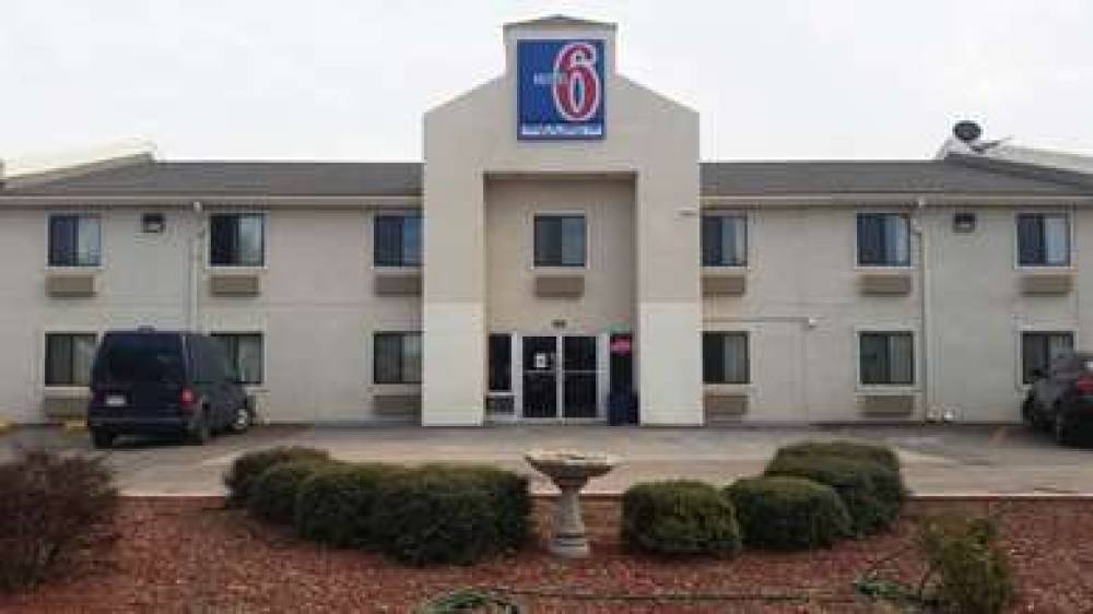 Motel 6 Elk City, OK 1