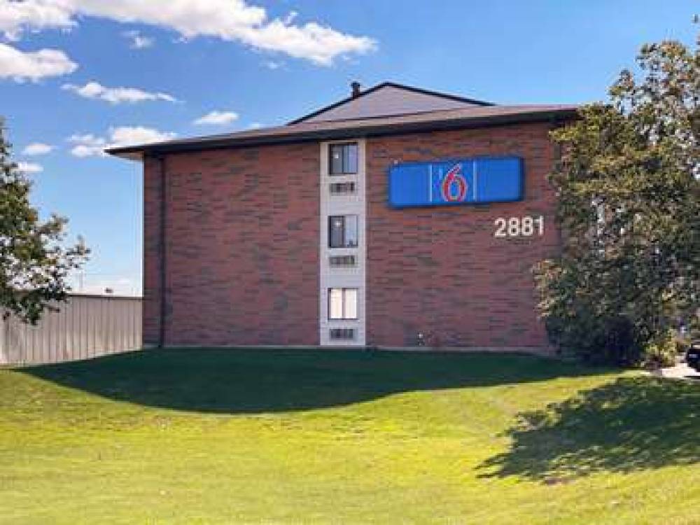 Motel 6 Elk Grove Village OHare 2