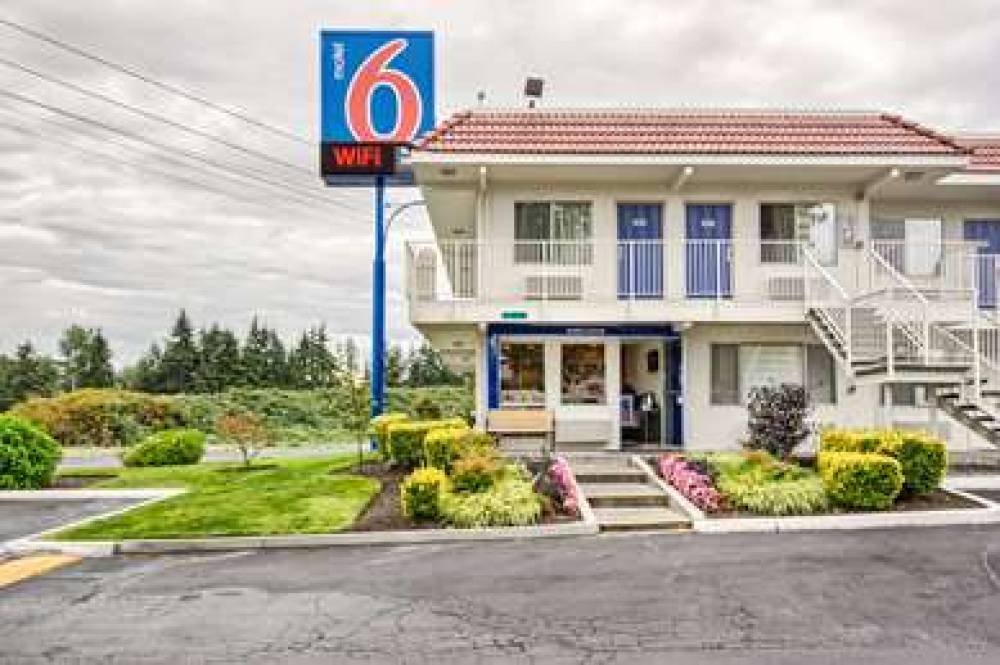 Motel 6 Everett South 2