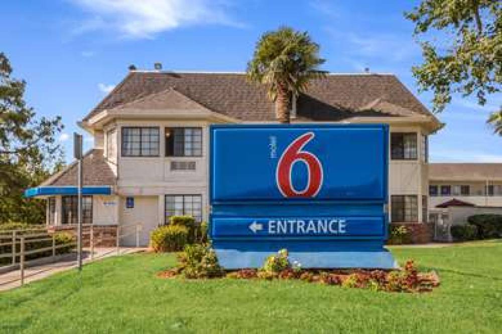 Motel 6 Fairfield North CA 2