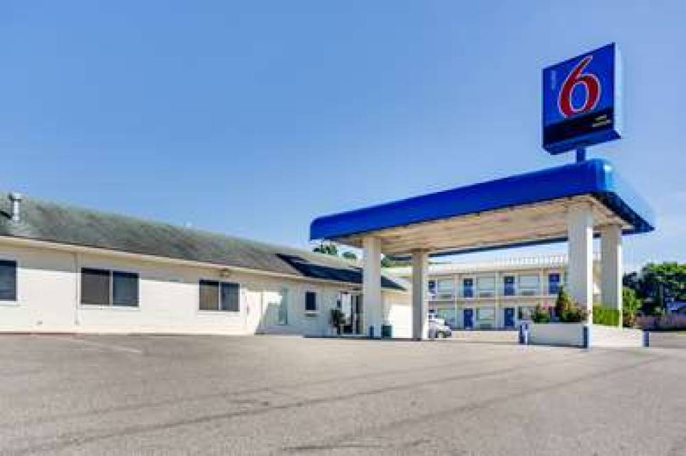 Motel 6 Fayetteville, AR 2