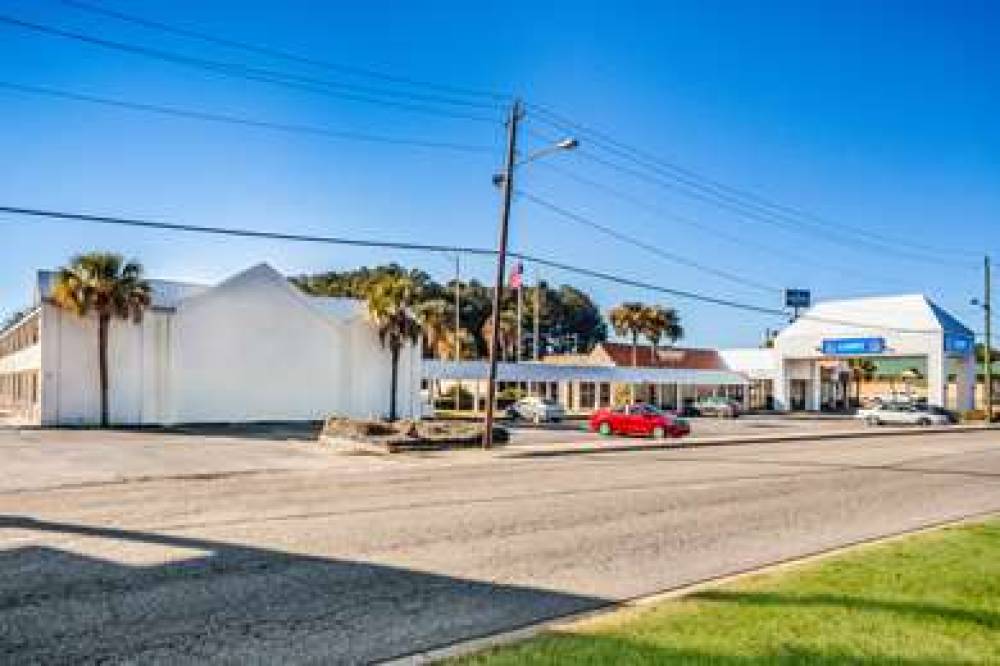 MOTEL 6 FLORENCE, SOUTH CAROLINA 8