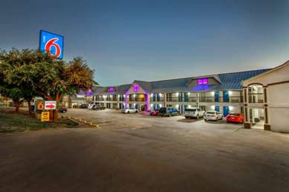 Motel 6 Ft Worth - West 1