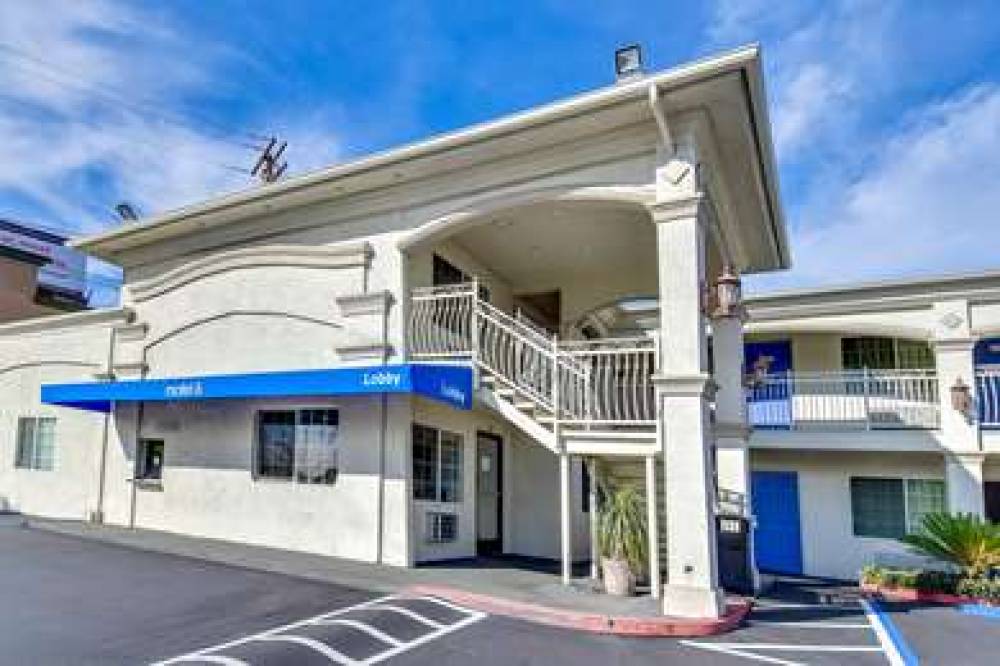 MOTEL 6 GARDEN GROVE CA 1