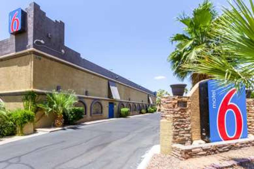 Motel 6 Glendale AZ 1