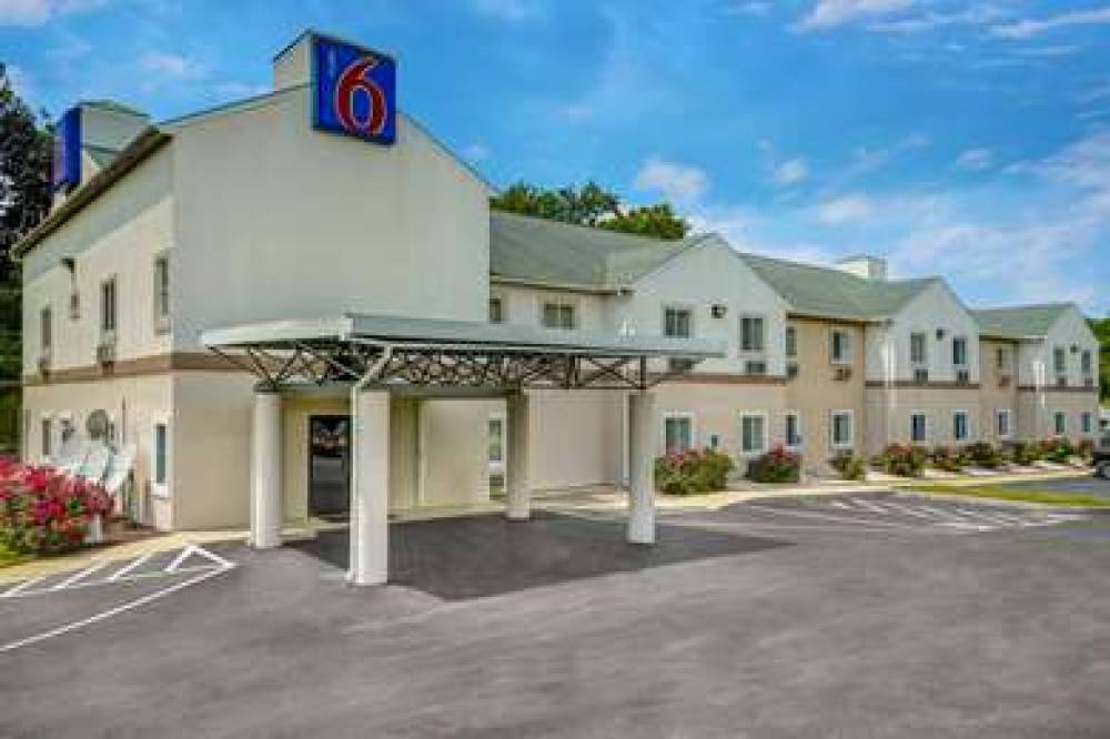 Motel 6 Gordonville PA 1