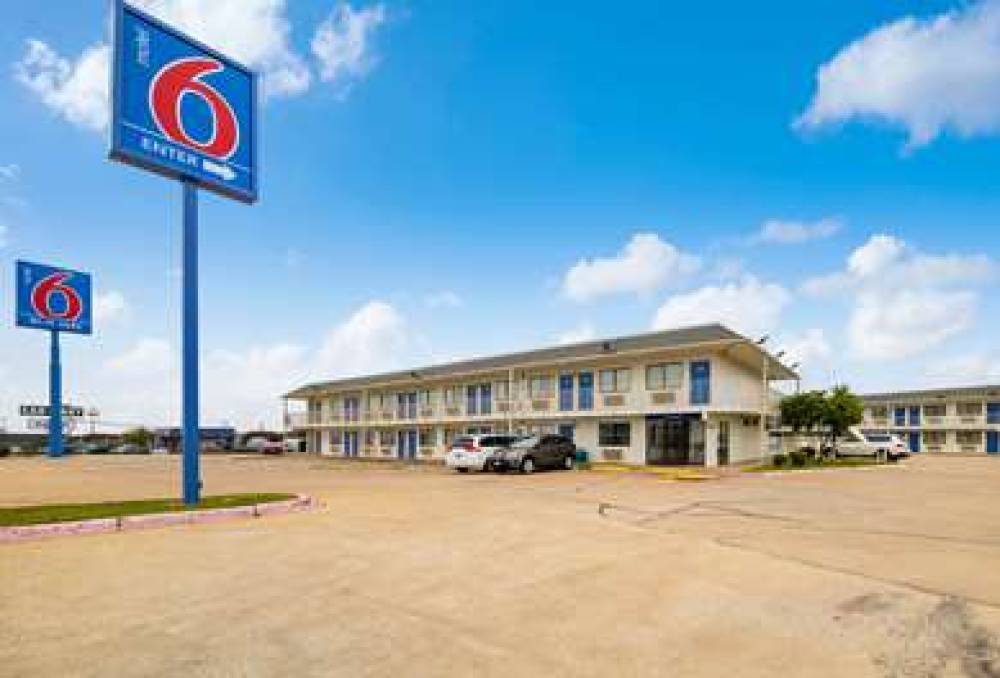 Motel 6 Greenville TX 2