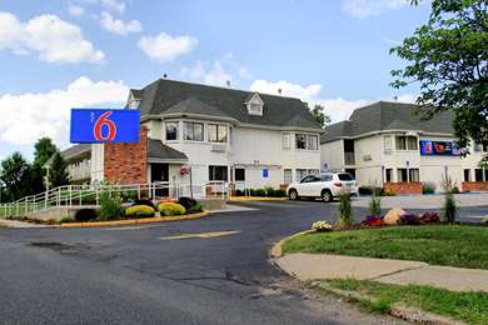 Motel 6 Hartford - Enfield 3