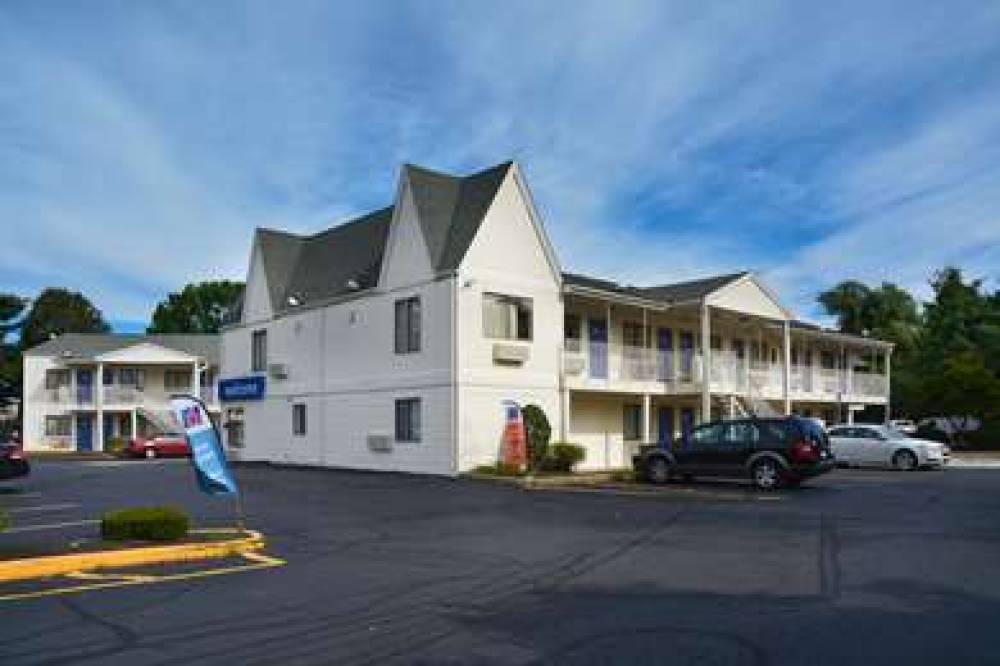 Motel 6 Hartford - Southington 4