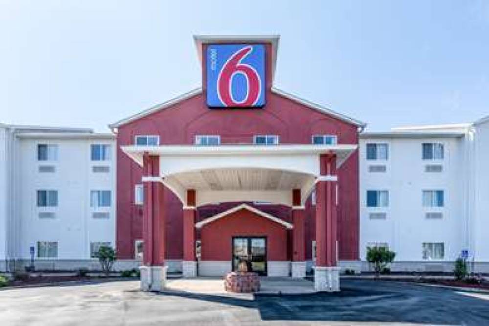 MOTEL 6 INDIANAPOLIS - SOUTHPORT 3