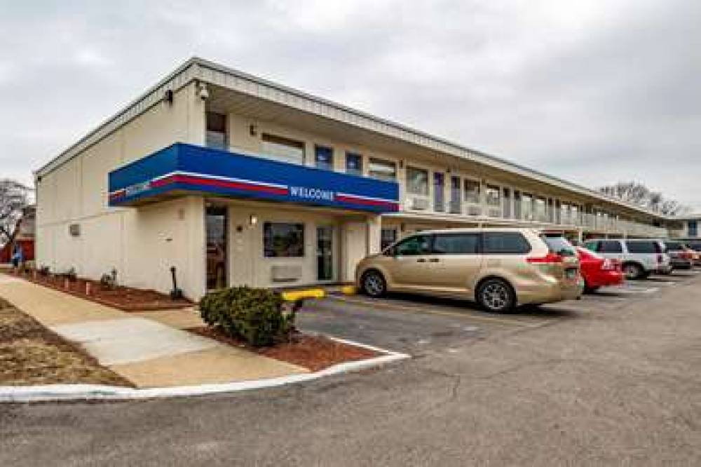 MOTEL 6 JOLIET I-80 1