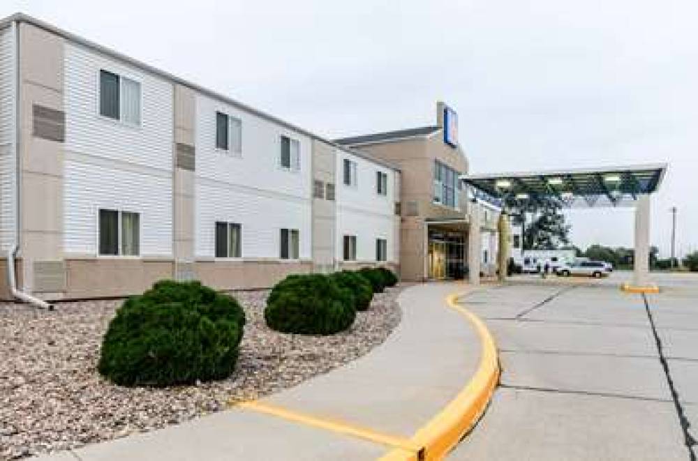 Motel 6 Kearney 4