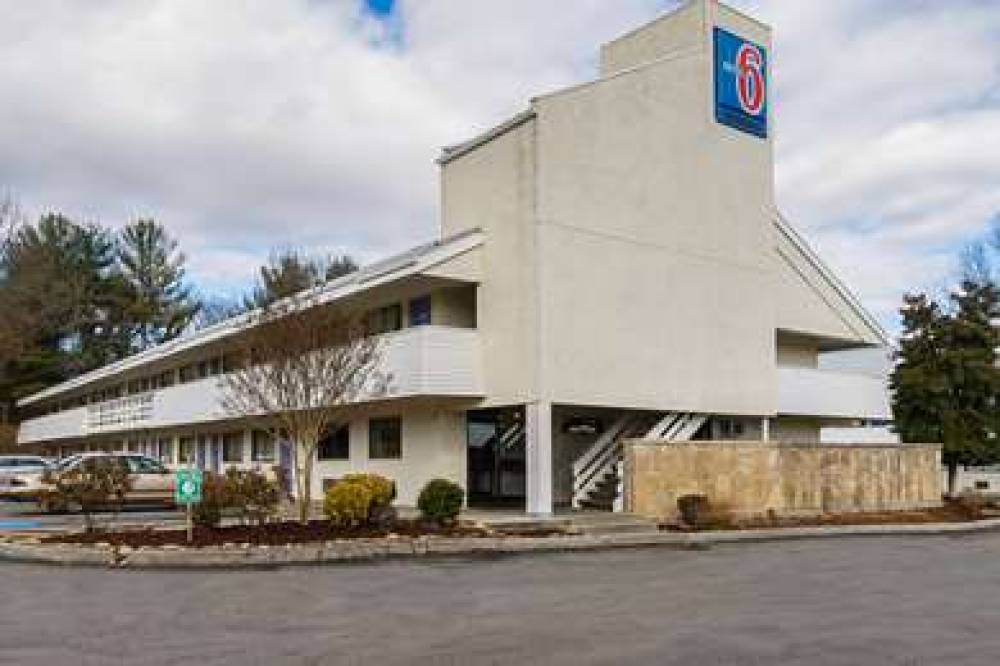 Motel 6 Knoxville North