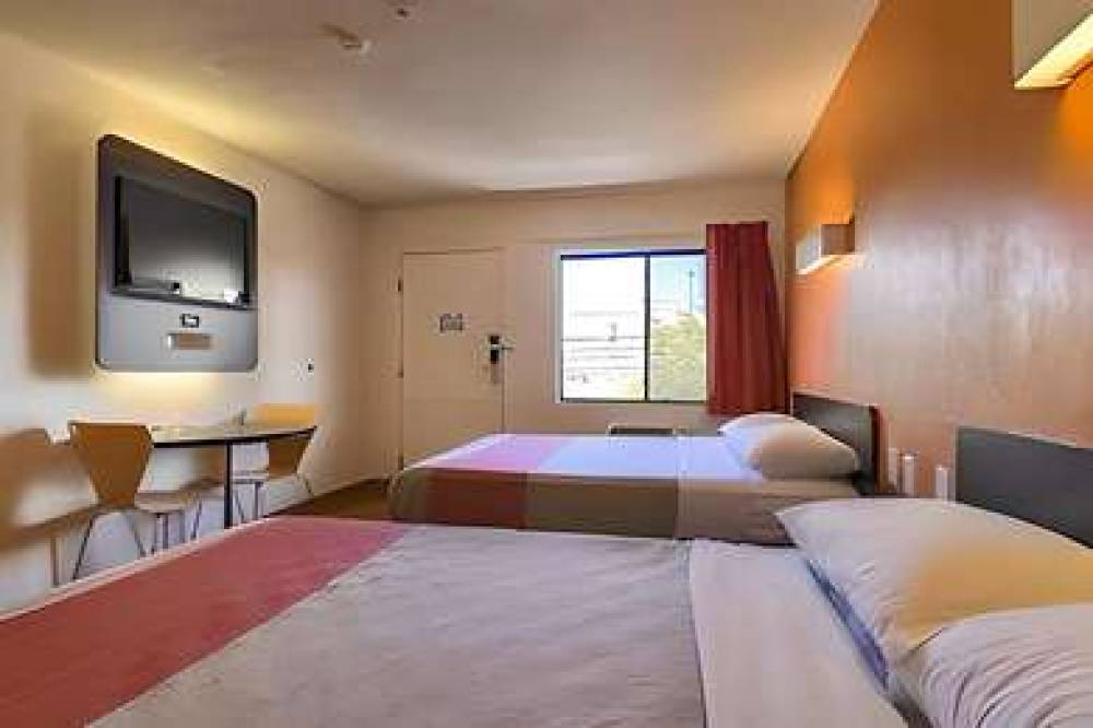 Motel 6 Las Vegas - I-15 5