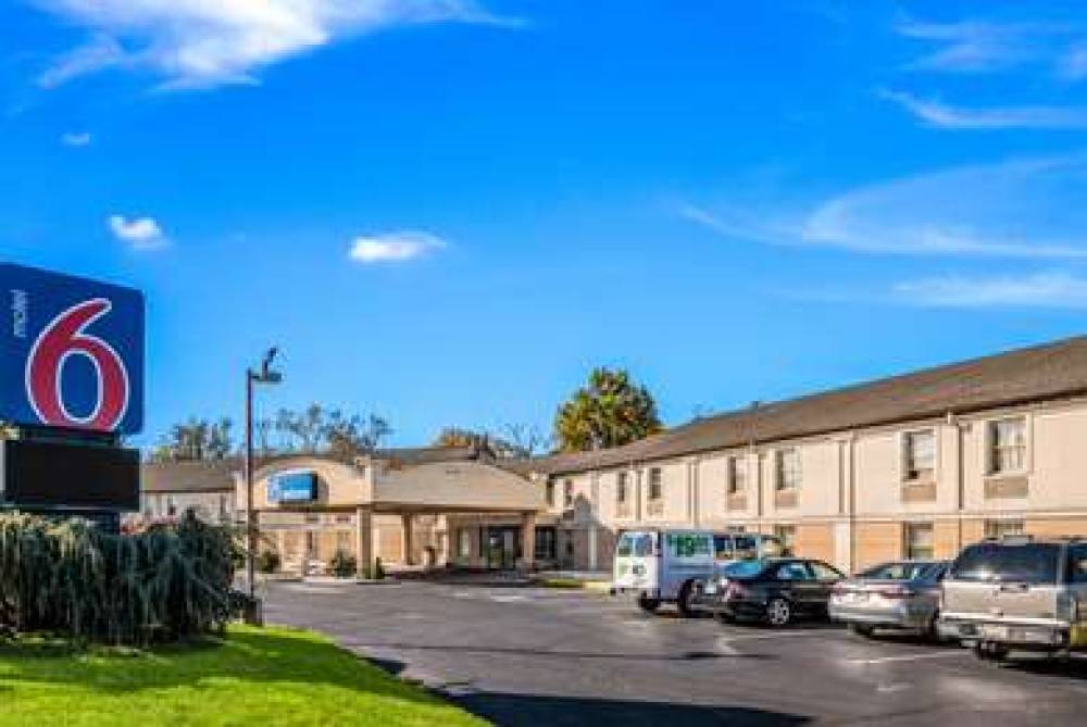 MOTEL 6 LEVITTOWN - BENSALEM 2