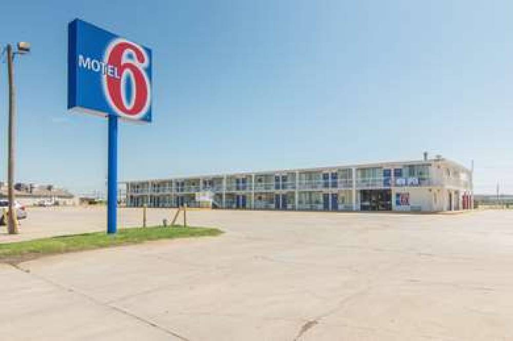 MOTEL 6 LIBERAL, KS 1