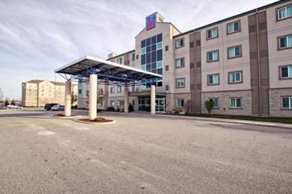 Motel 6 London Ontario 2