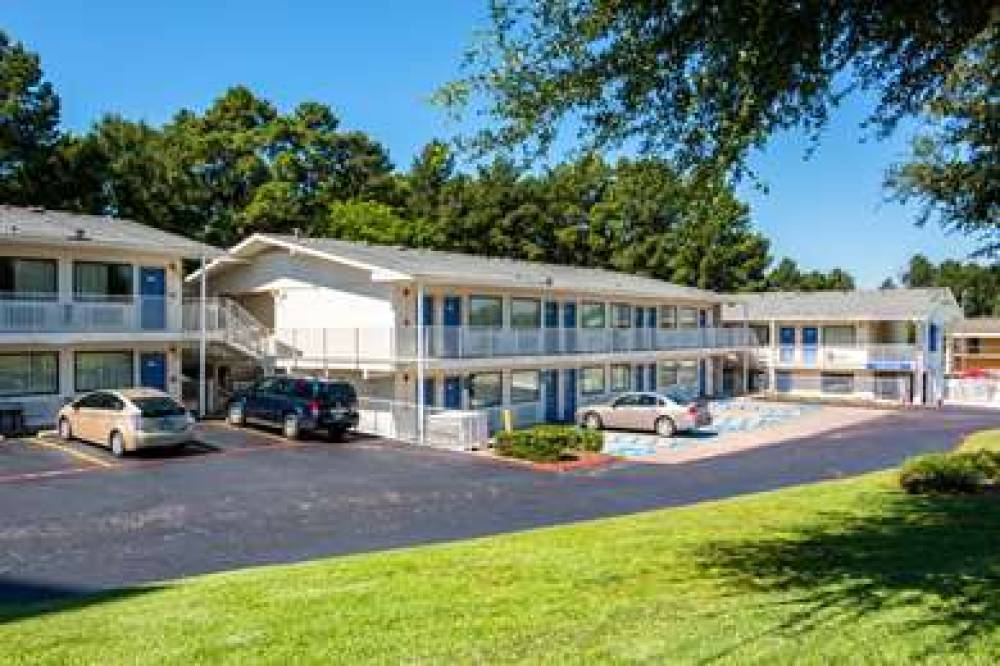 MOTEL 6 LONGVIEW, TX, LONGVIEW 4