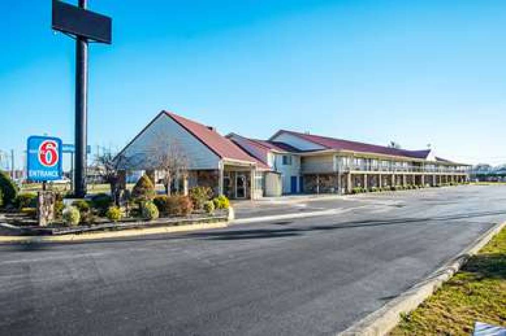 Motel 6 Manchester, TN 3