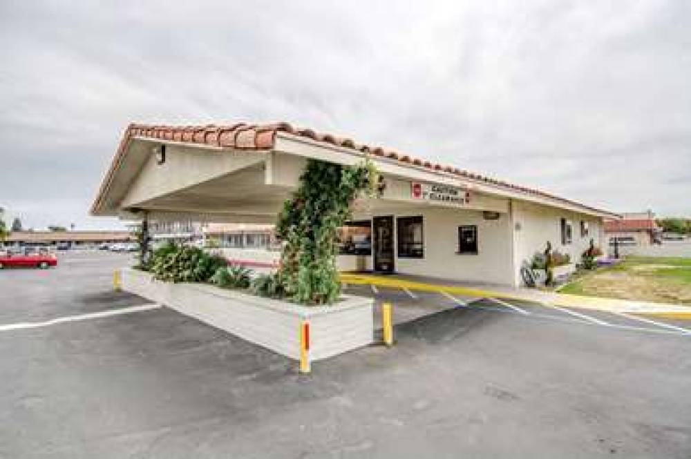 Motel 6 Manteca 4