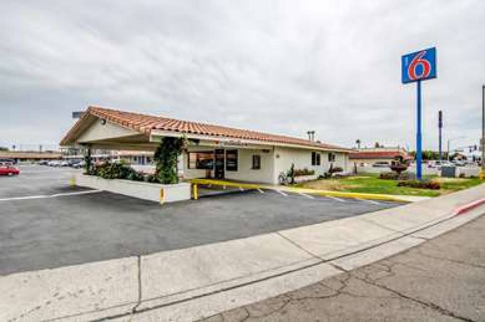 Motel 6 Manteca 2