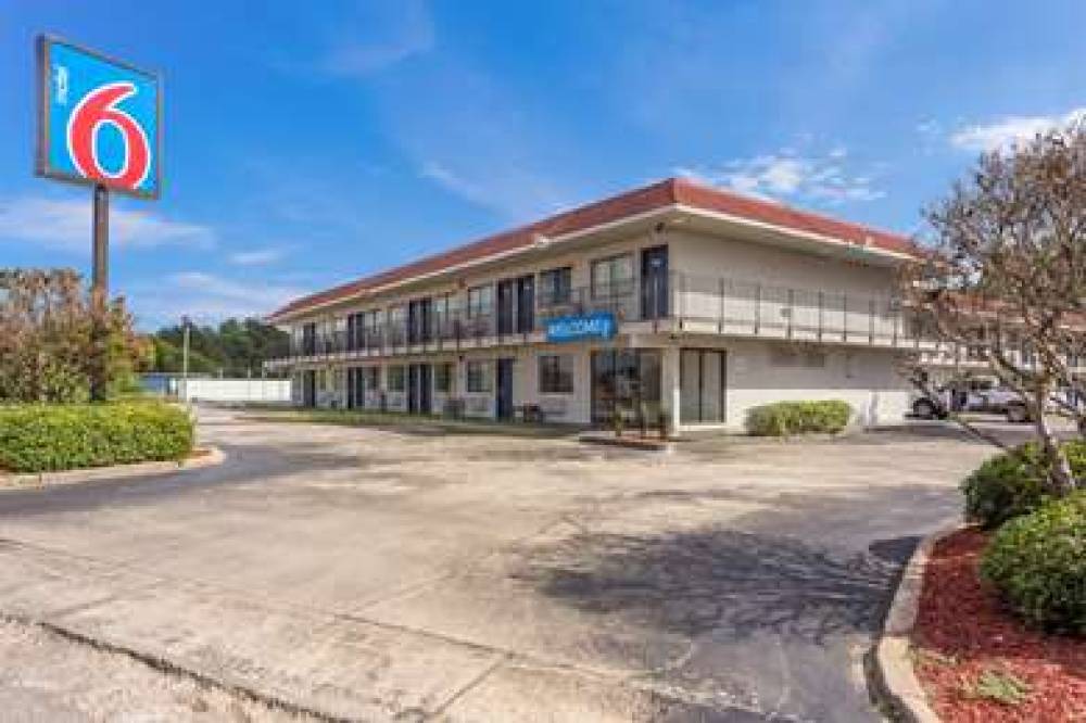 MOTEL 6 MERIDIAN MS 1