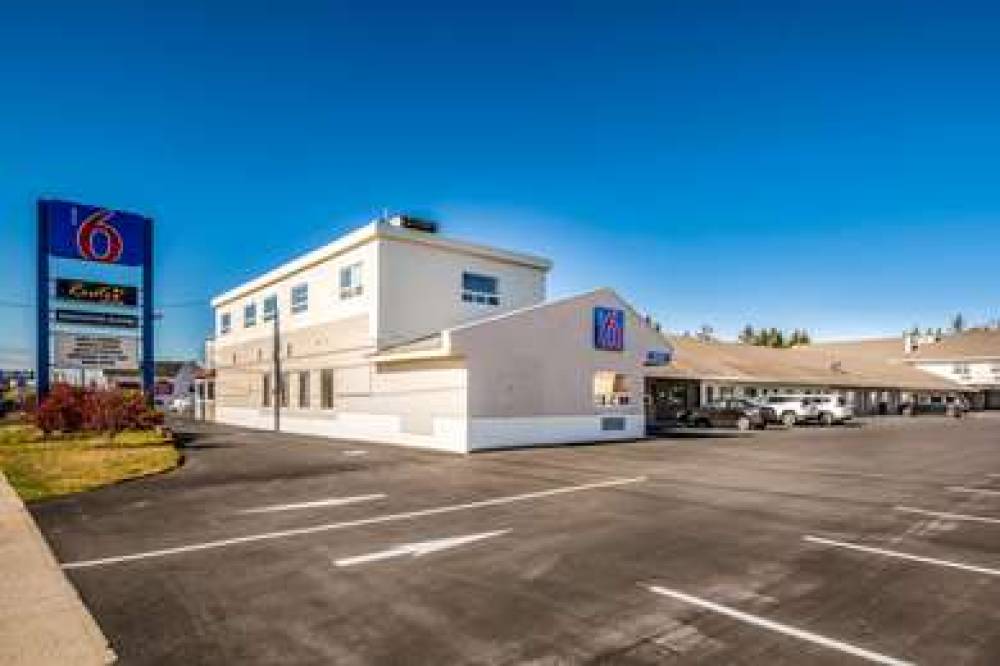 MOTEL 6 MONCTON, NB 1