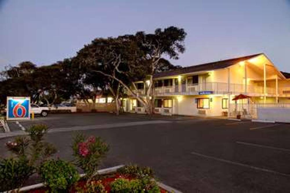 Motel 6 Monterey 2