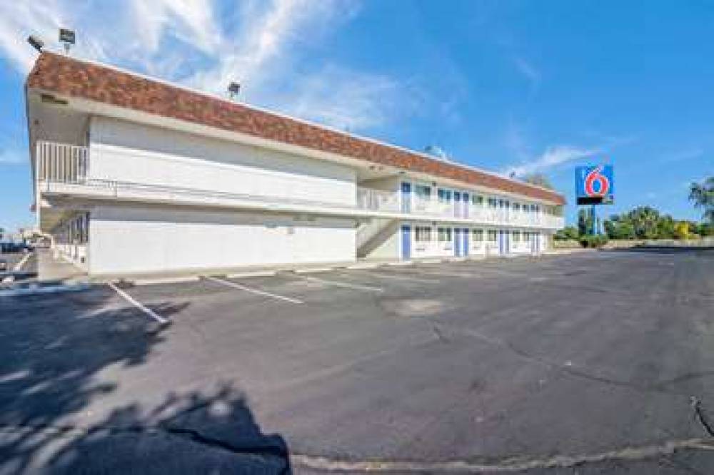 MOTEL 6 MOSES LAKE 3