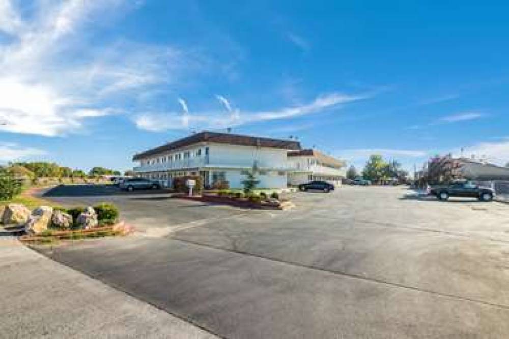 MOTEL 6 MOSES LAKE 9