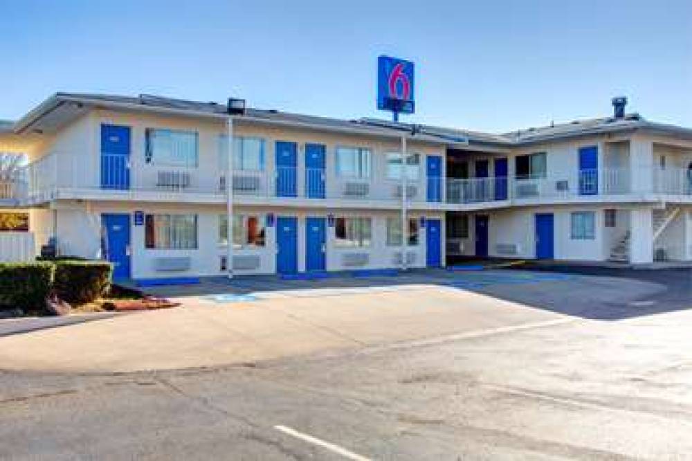 Motel 6 Murfreesboro Tn