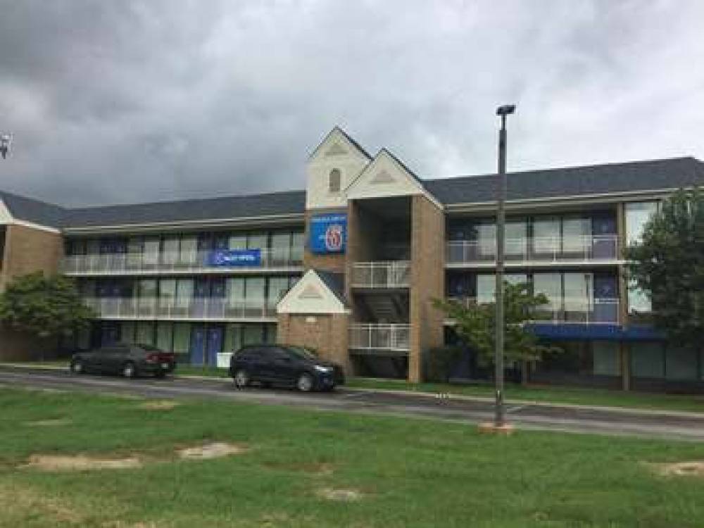 MOTEL 6 NASHVILLE, TN 2