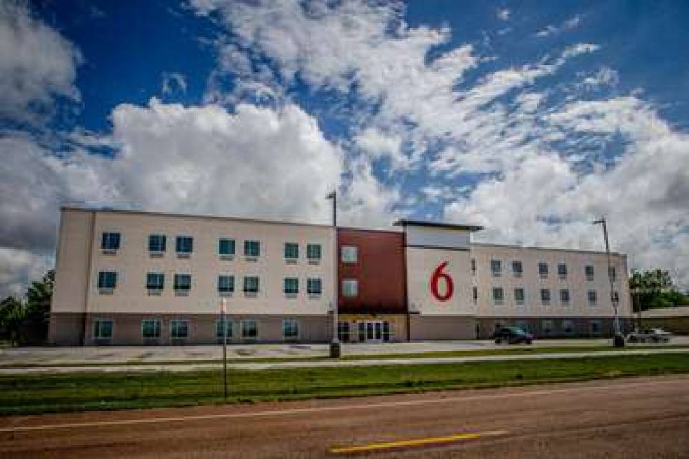 MOTEL 6 NORTH PLATTE, NE 3