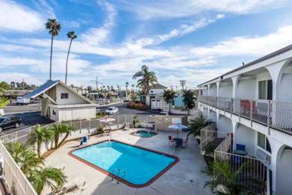 MOTEL 6 OCEANSIDE MARINA 8