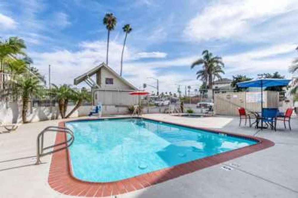 MOTEL 6 OCEANSIDE MARINA 5