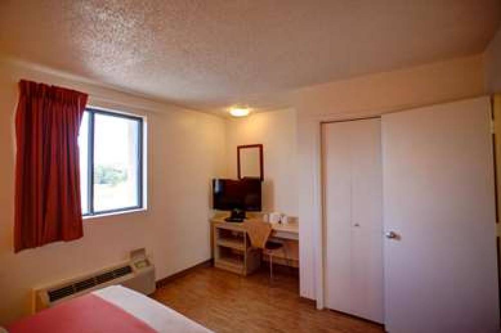 Motel 6 Omaha East Council Bluffs 8