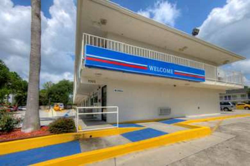 Motel 6 Orlando Winter Park 2