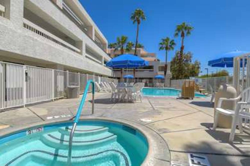 Motel 6 Palm Springs Downtown 6