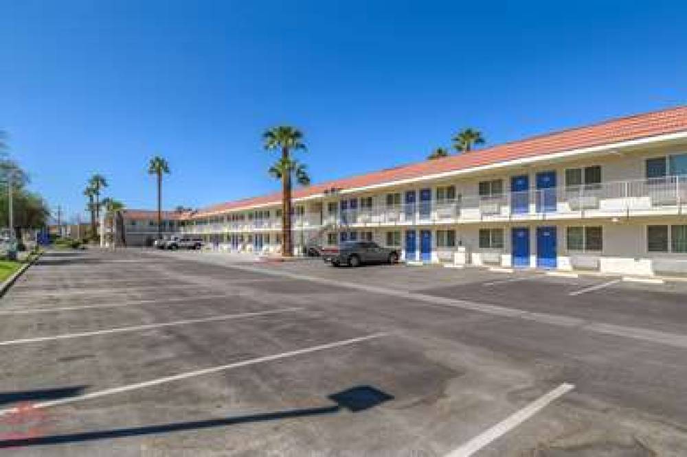 Motel 6 Palm Springs-Rancho Mirage 2